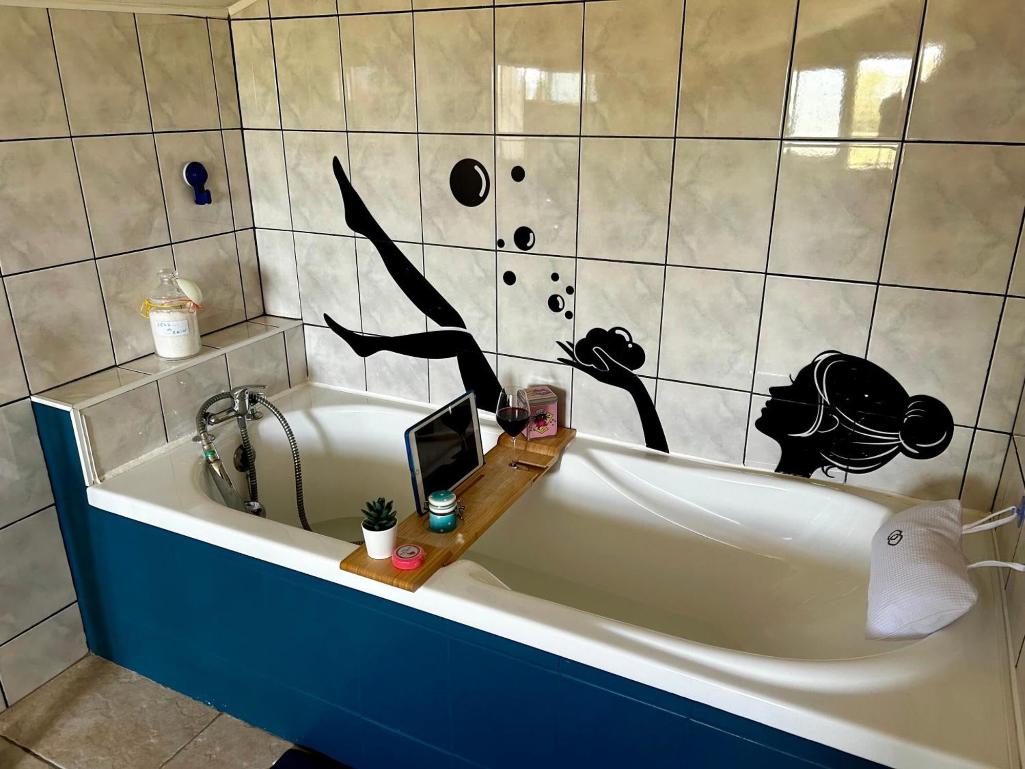 Maison Des Chenes 64 - Independant Apartment With Terrasse Буко Екстериор снимка