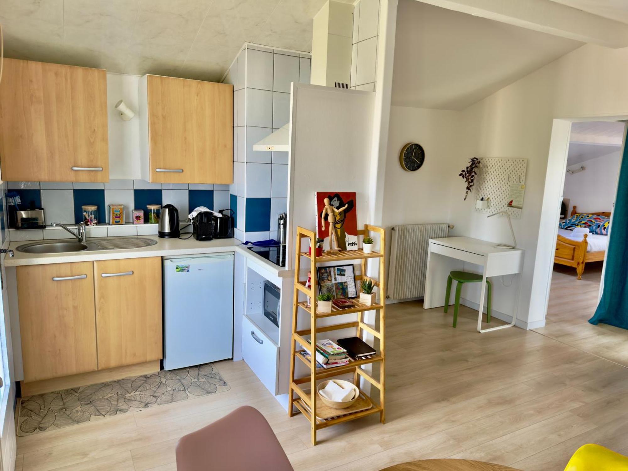 Maison Des Chenes 64 - Independant Apartment With Terrasse Буко Екстериор снимка